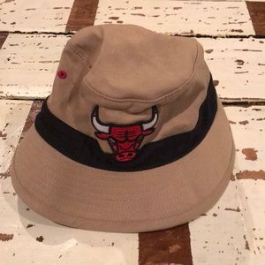 🔥Mitchell & Ness Bulls Hat🔥